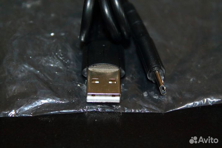 Зарядный кабель USB - Micro USB