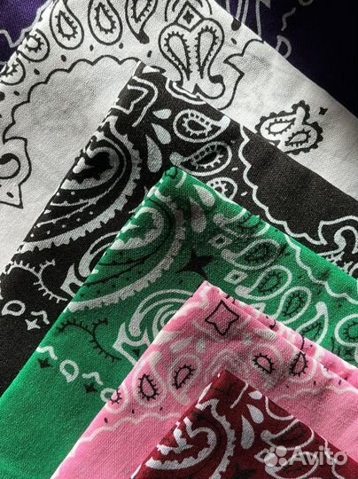 Брелоки и банданы