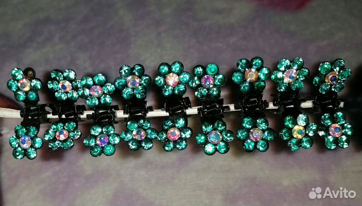 Заколки со стразами