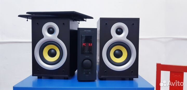 Microlab pro 1 lm4766t