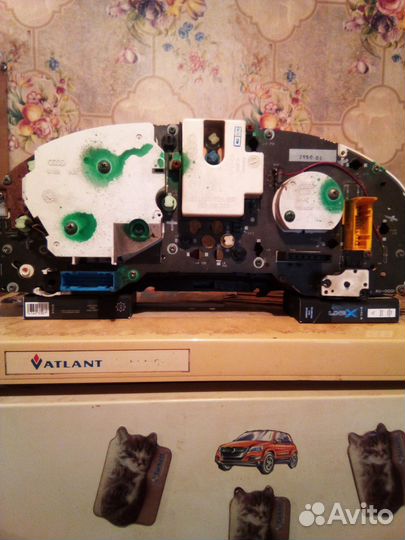 Приборка ауди80