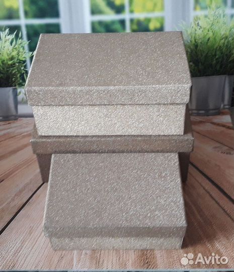 Подарочные коробки