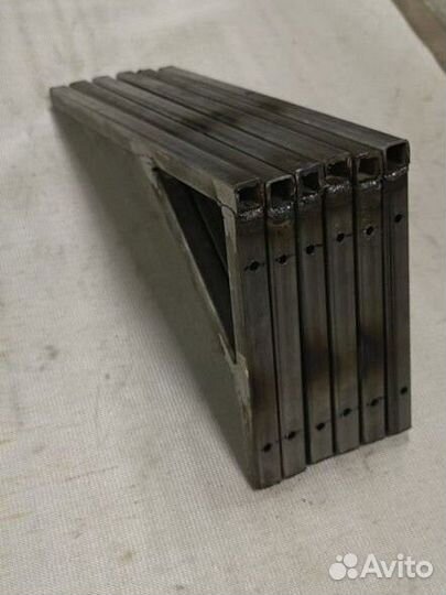 Кронштейн для полок