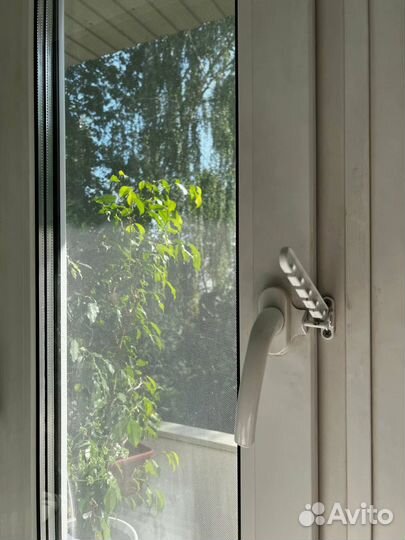 Мастер по ремонту балконов и реставрации окон