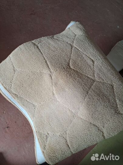 Ковровое покрытие 2м 30см х 1м 60см