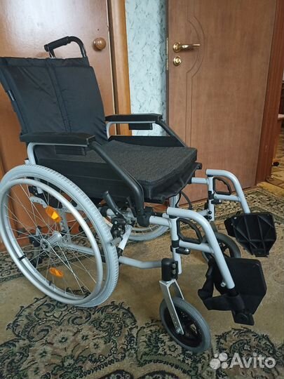 Коляска инвалидная