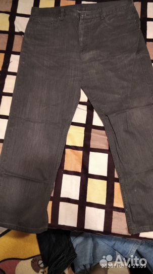 Джинсы мужские