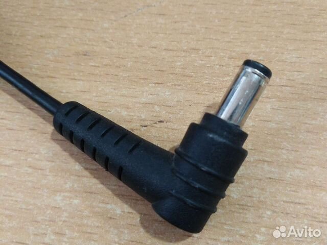 Зарядное устройство для ноутбука (19v)