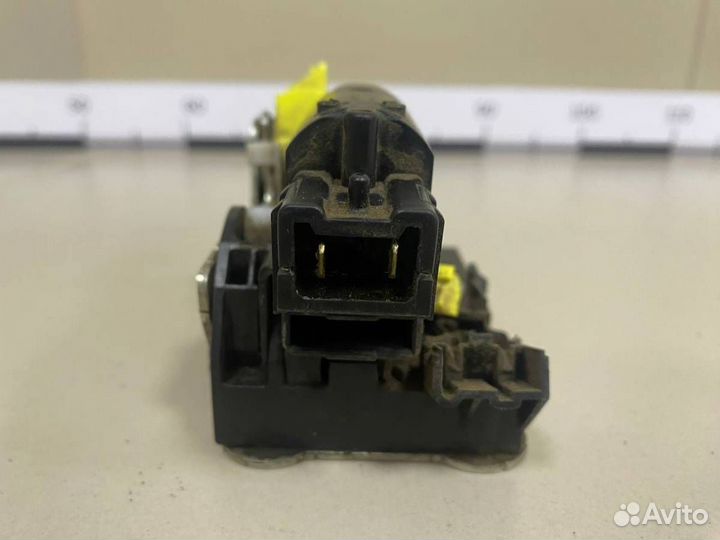 Замок двери задней левой Nissan Terrano D10 2014