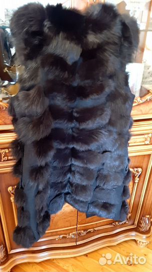 Жилетка меховая женская