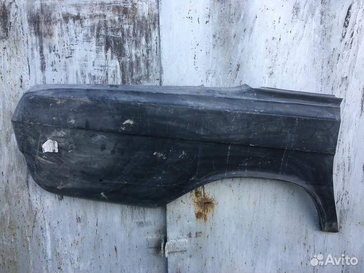 Крыло заднее газ 2401