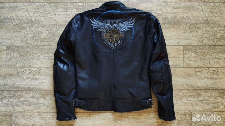 Куртка кожаная жен Harley-Davidson 98016-18EW/000S