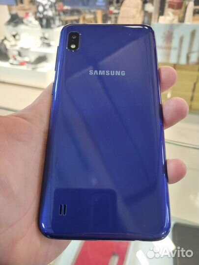 Samsung Galaxy A10, 2/32 ГБ