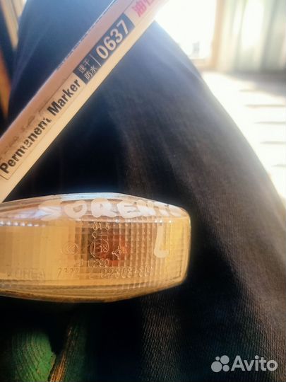 Повторитель поворота левый Kia Sorento 2002–2006