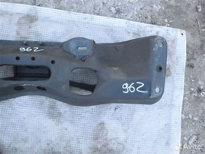 Балка под двс Subaru Legacy BE5 EJ208 2002