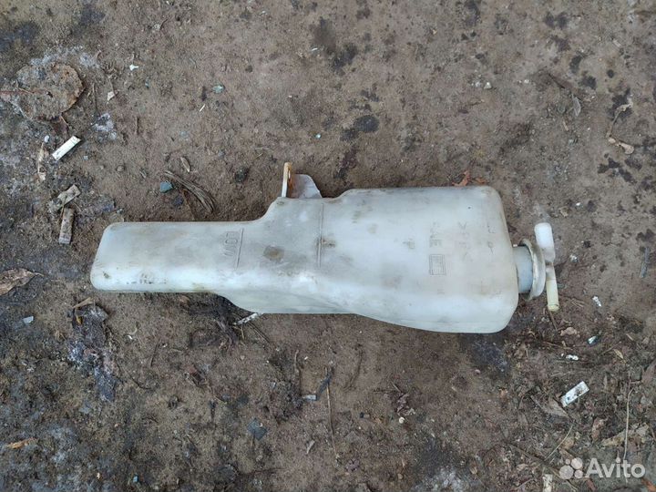 Бачок расширительный митцубиши каризма Mitsubishi