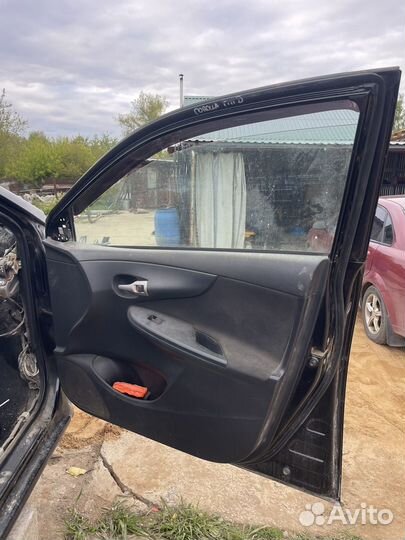 Дверь передняя правая toyota corolla e150