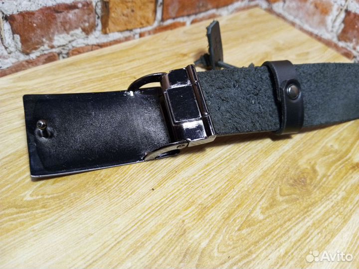 Мужской кожаный ремень ручной работы
