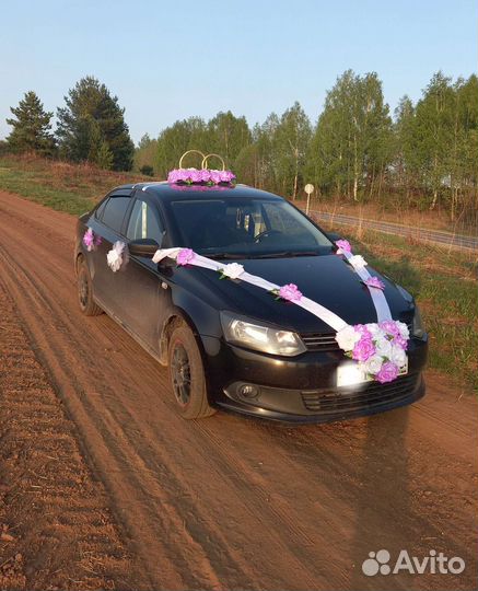 Свадебные украшения на машину