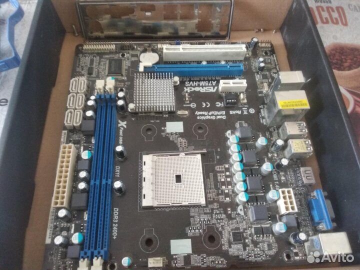 Материнская плата