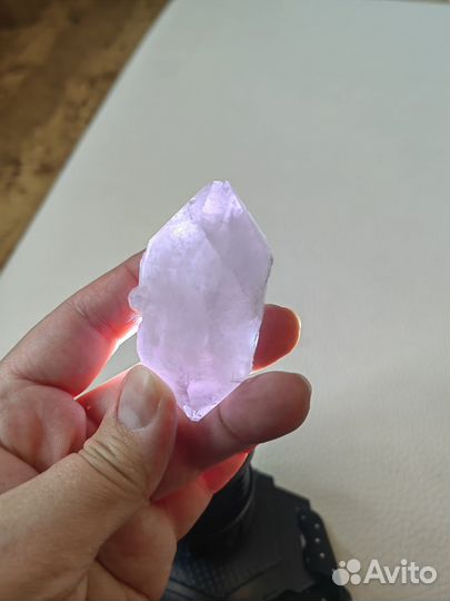 Минерал аметист кристалл двухголовик
