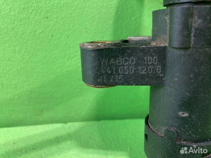 Датчик уровня пневмоподвески KAMAZ 5490-S5