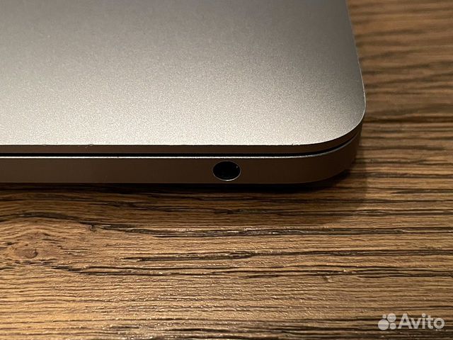 MacBook Pro 13 2019, Two Thunderbolt 3 ports объявление продам