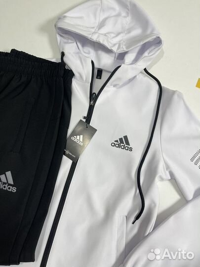 Спортивный костюм Adidas белый (42,44)