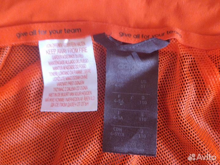 Спортивный костюм adidas