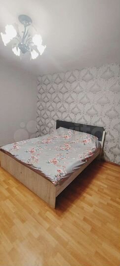 Комната 15 м² в 4-к., 1/15 эт.