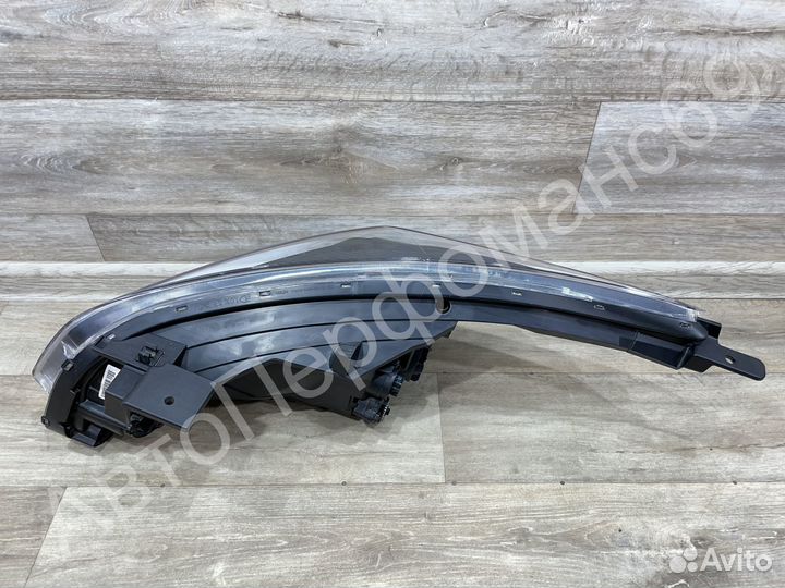 Фара правая Kia Rio 4 (2017-2020)