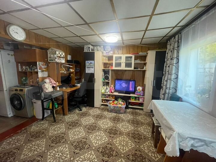 Дом 59 м² на участке 5,4 сот.