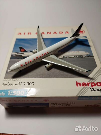 Модель самолета Air Canada A330-343X Herpa 1/500