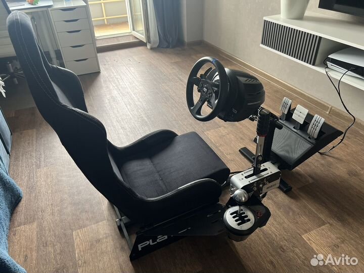 Кокпит Playseat+thrustmaster t300rs