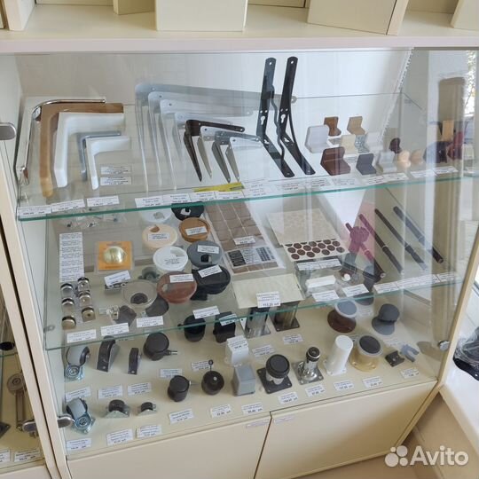 Мебельная фурнитура