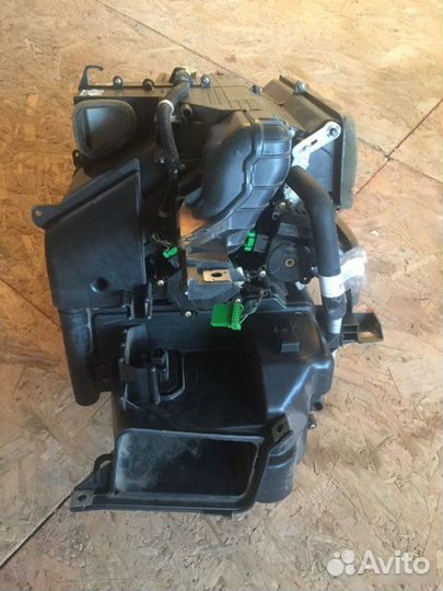 Корпус отопителя Honda Accord 7