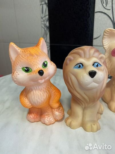 Игрушки резиновые СССР медведь лиса лев заяц слон