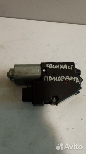 Моторчик люка Nissan Qashqai