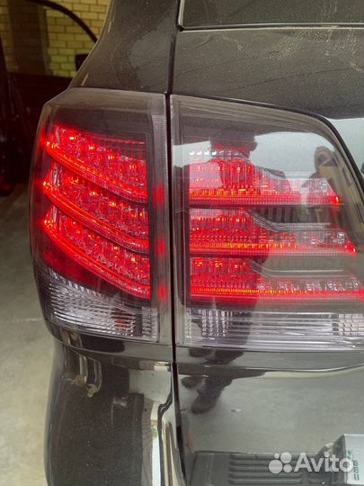 Фонари задние для Toyota Land Cruiser 200