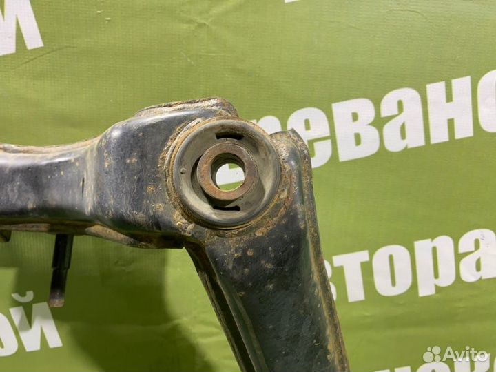 Балка подвески задняя Nissan Bluebird U13 SR18DE