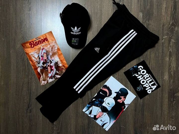 Спортивные штаны Adidas S (46)