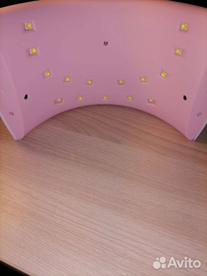 У. Ф. Лампа для маникюра новая