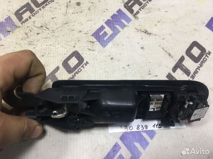 Ручка двери задней внутрен. левая Фольксваген Бора