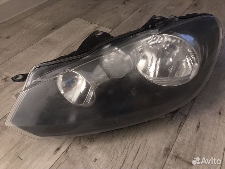 Фара левая volkswagen golf 6