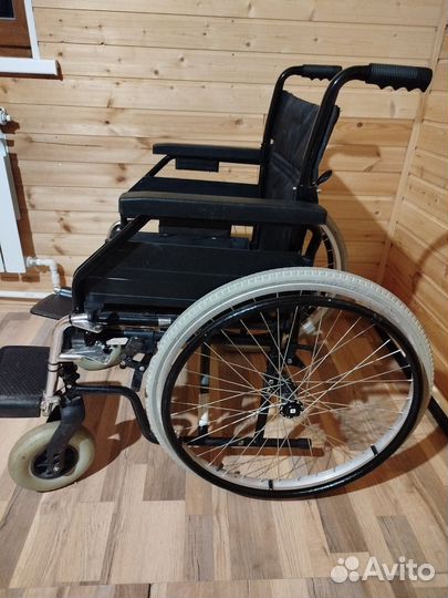 Инвалидная коляска складная бу