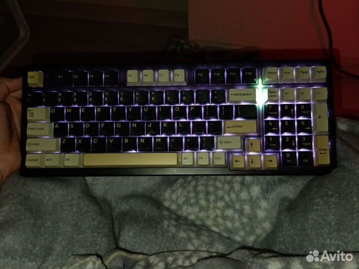 Игровая механическая клавиатура keynovo if98