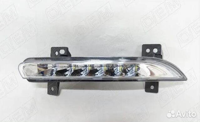 Ходовой огонь левый Renault Fluence