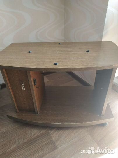 Тумбы под телевизор