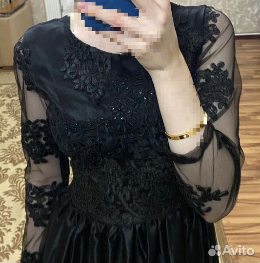 Вечернее платье