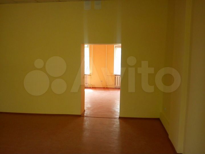 Торговая площадь, 35 м²